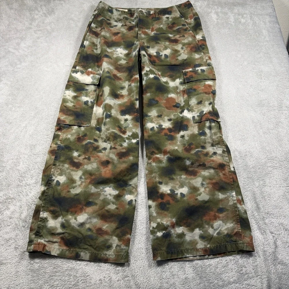 Levi's Premium Cargo Pants Mens 29x30 Green Mossy Camo Gorpcore